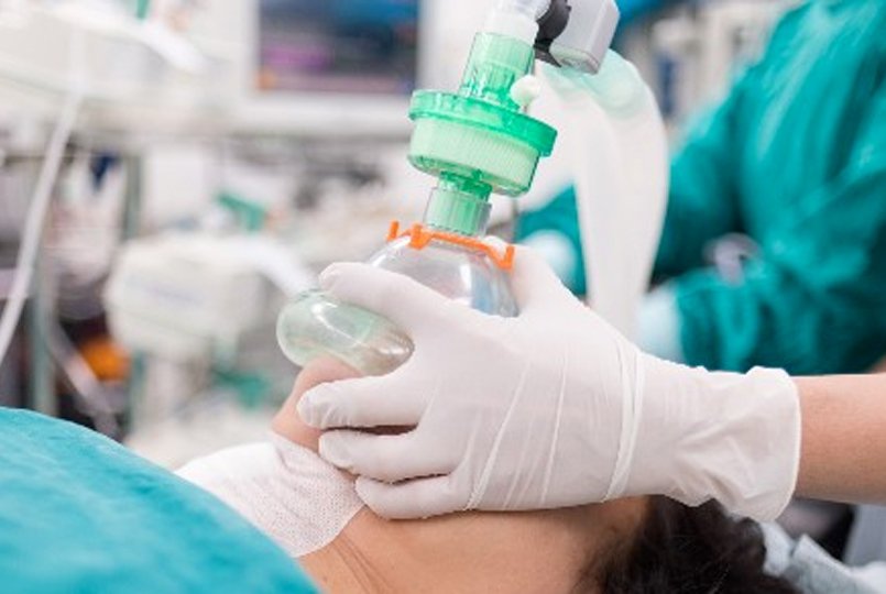 Medical silicone respirator mask